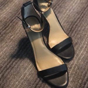 Ann Taylor black strappy heels 9.5